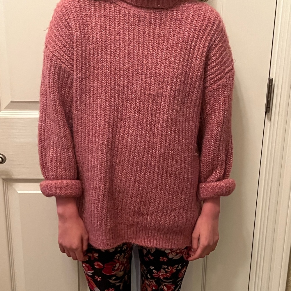 Rose color cozy turtleneck tunic length sweater